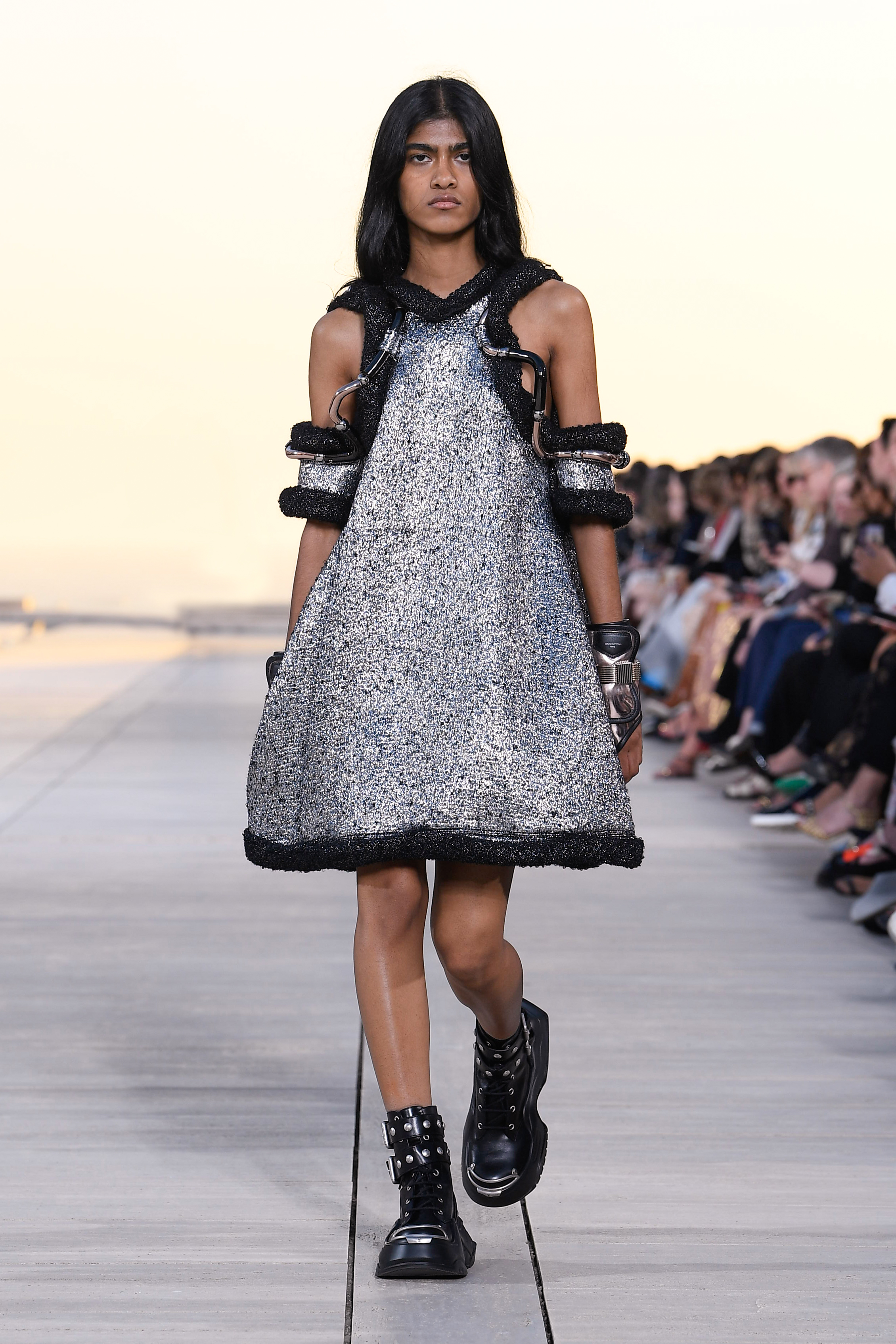 LOUIS VUITTON CRUISE 2023 - See All The Looks