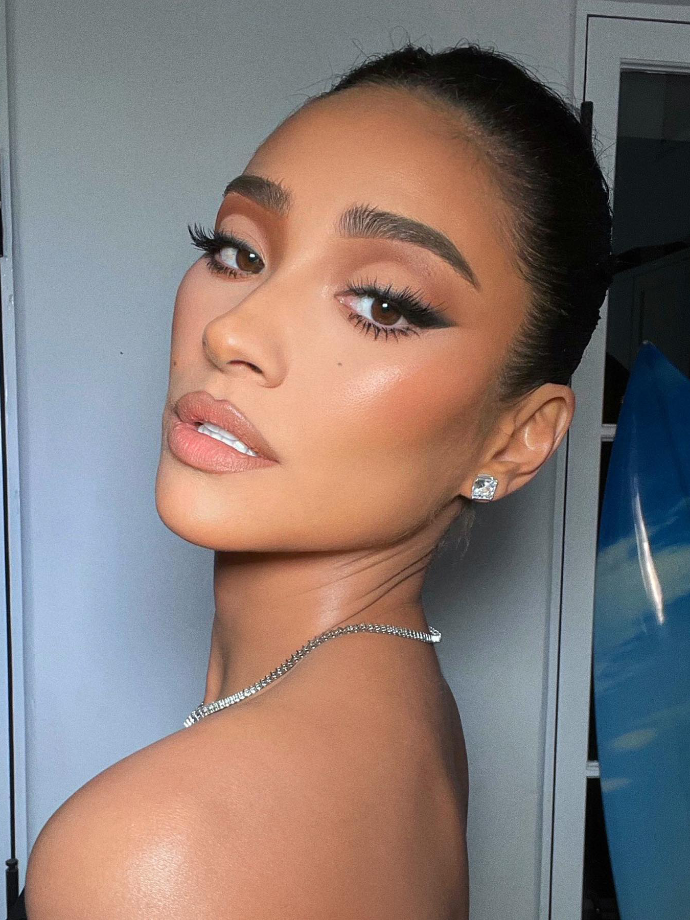 15 Celeb Inspired Prom Makeup Looks That Are So Good Who What Wear Uk