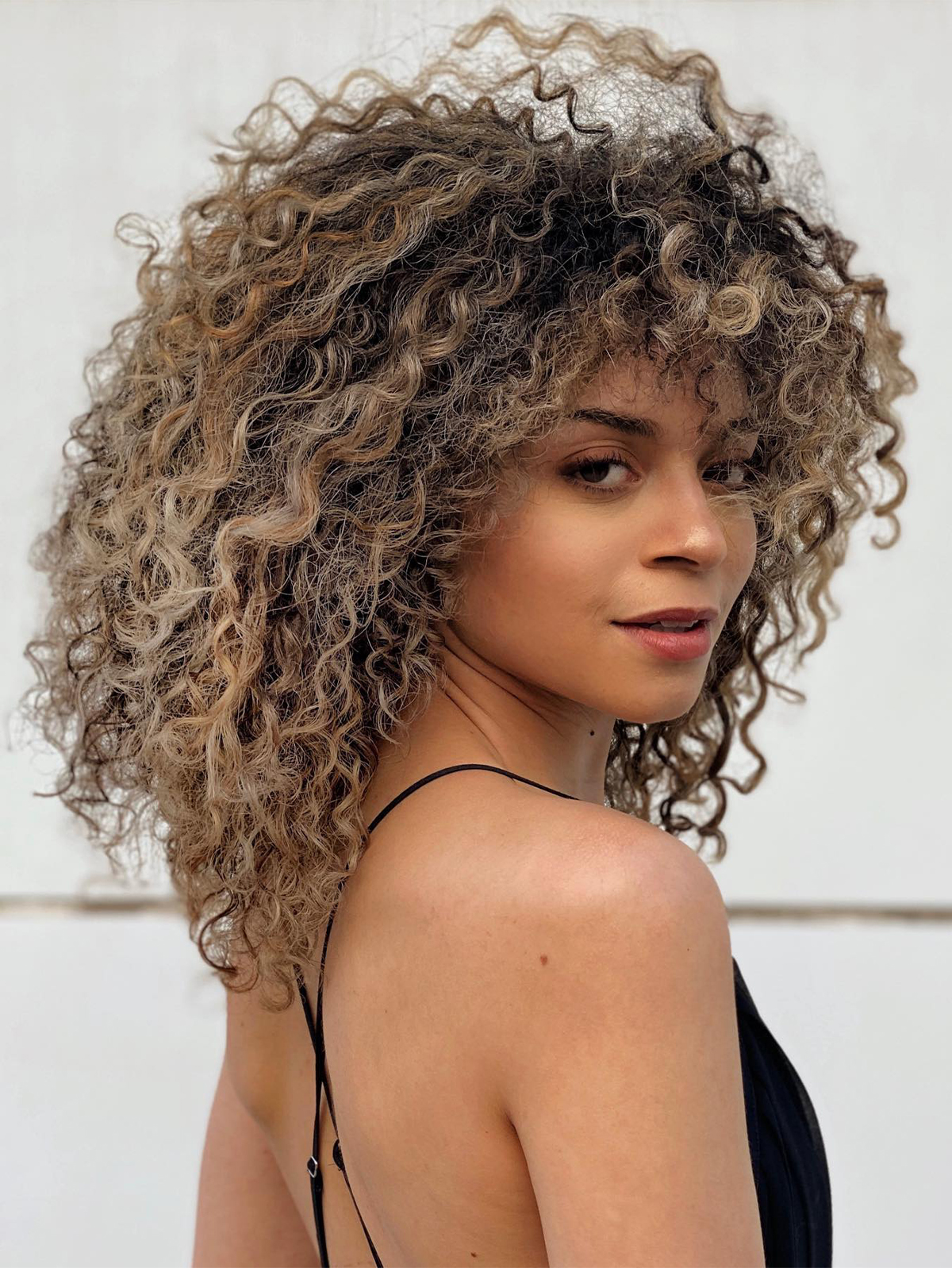 15 Low-Maintenance Haircuts for Thick Hair That Are So Chic | Who What Wear