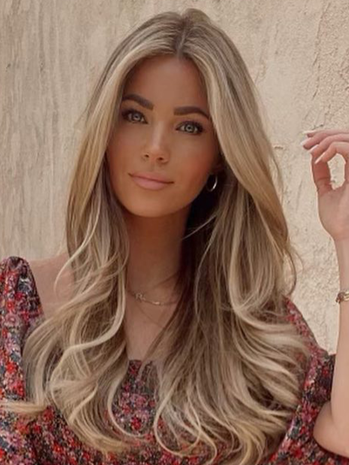 Details 145+ cute long layered hairstyles latest