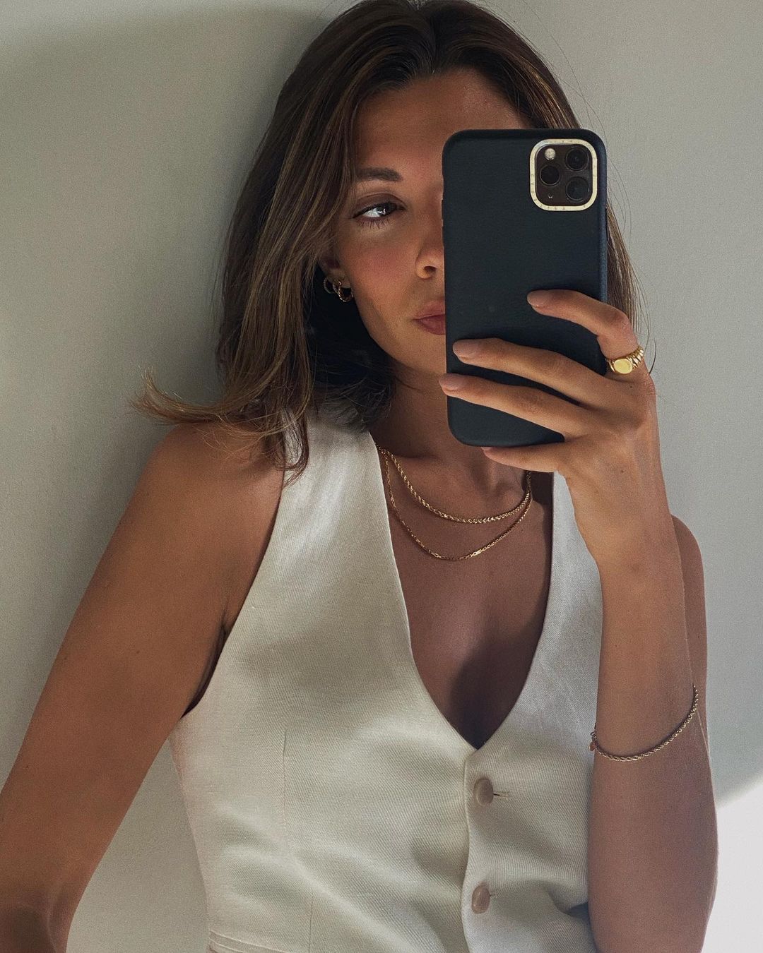 Best Summer Tailoring: @smythsisters wears a tailored vest