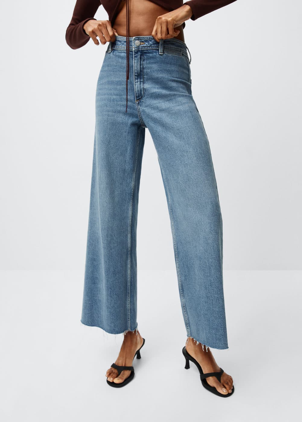 The 25 Best Cropped Wide-Leg Jeans to Wear With Sandals | Who What Wear UK