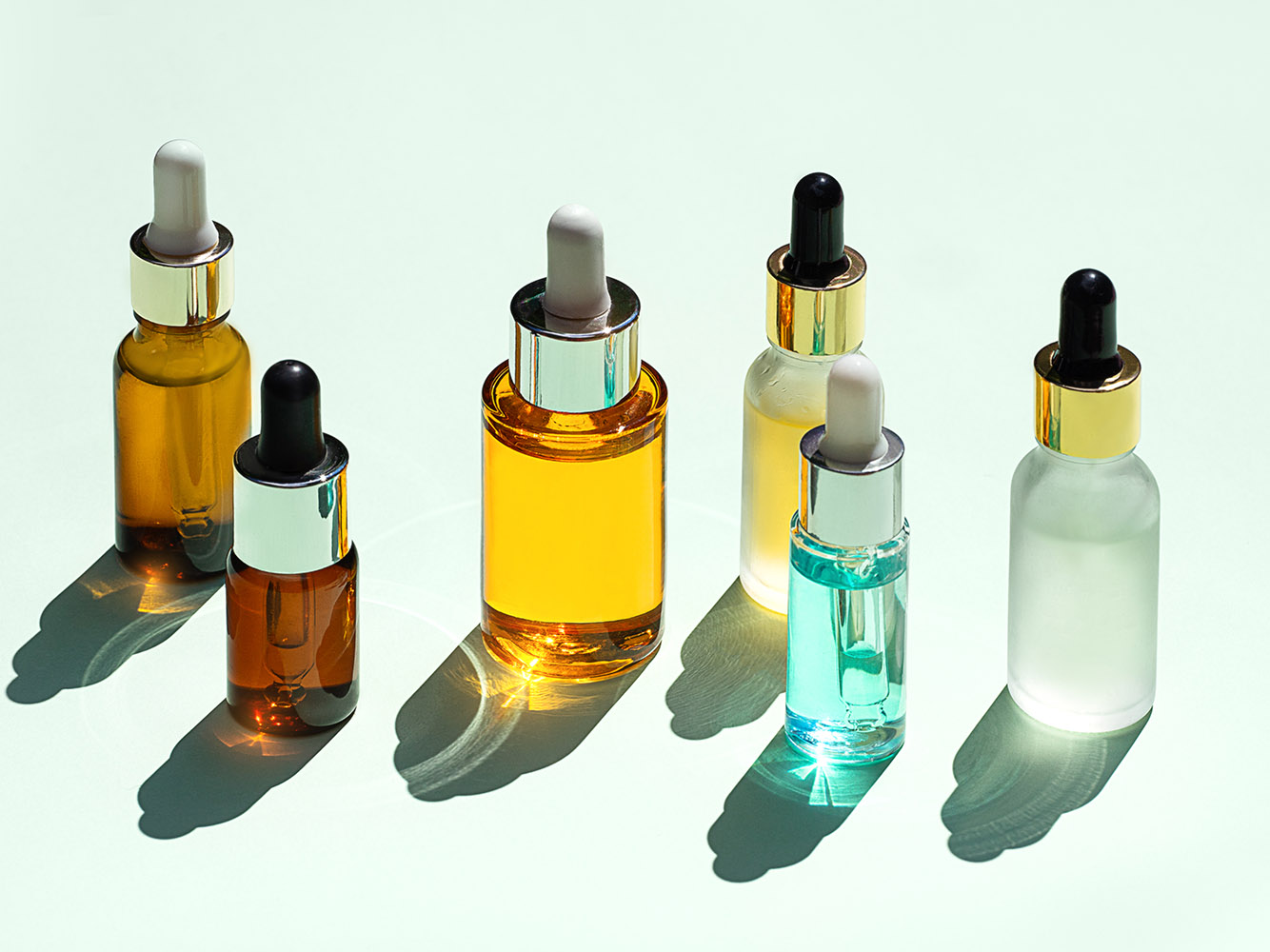 Try These 6 Essentials Oil for Sunburn Relief