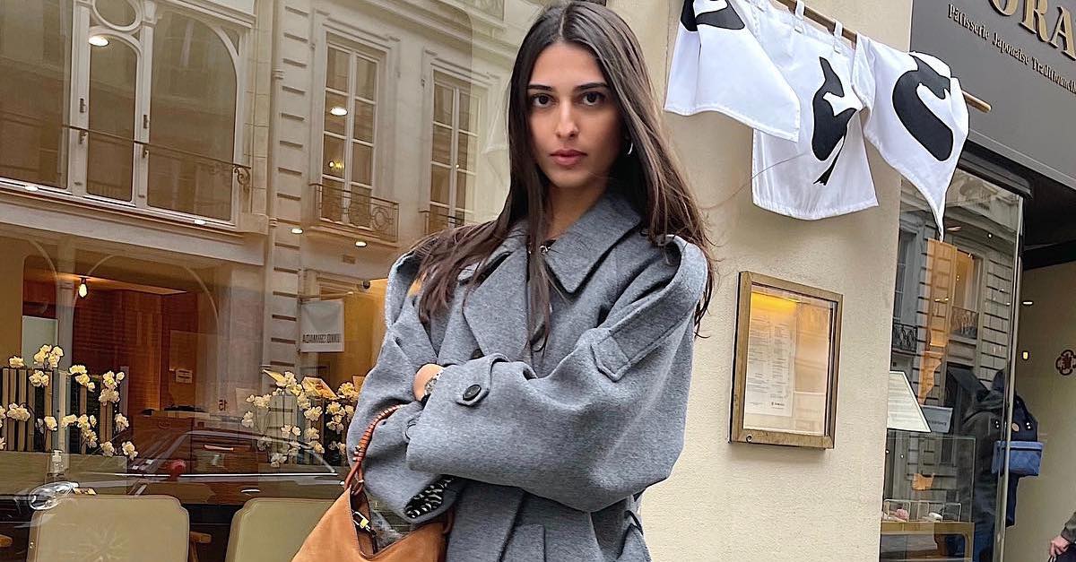 13 Elevated Winter Outfit Ideas With Long Coats