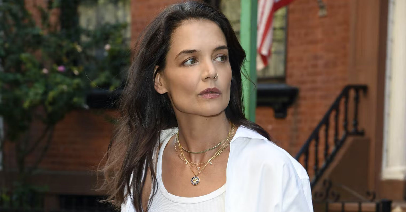 Katie Holmes’s $88 Necklace Is My Next Jewelry Purchase