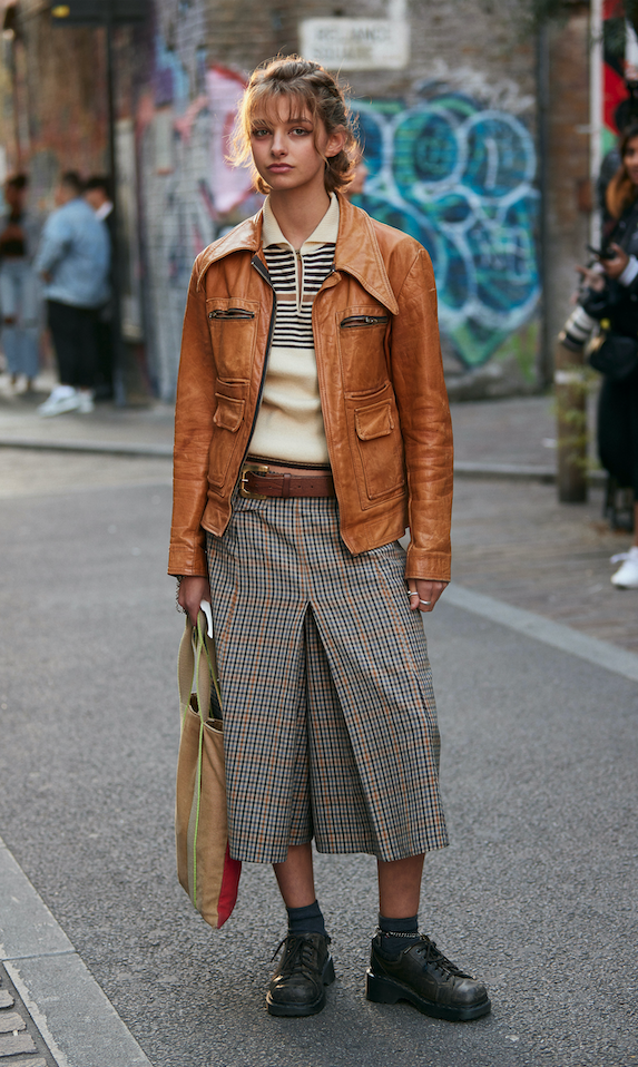 The Best Street Style From London Fashion Week Spring 2023 Who What Wear 4191