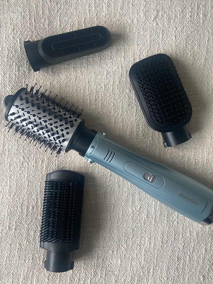 Hair Tried | 4-in-1 Just Brush Babyliss I Hydro Fusion Dryer Wear Who What