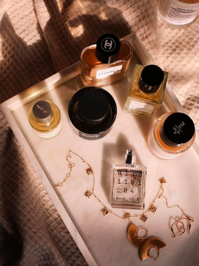 The Perfumers Behind These Luxury Scents Also Made These Affordable Fragrances: @EMMAHOAREAU