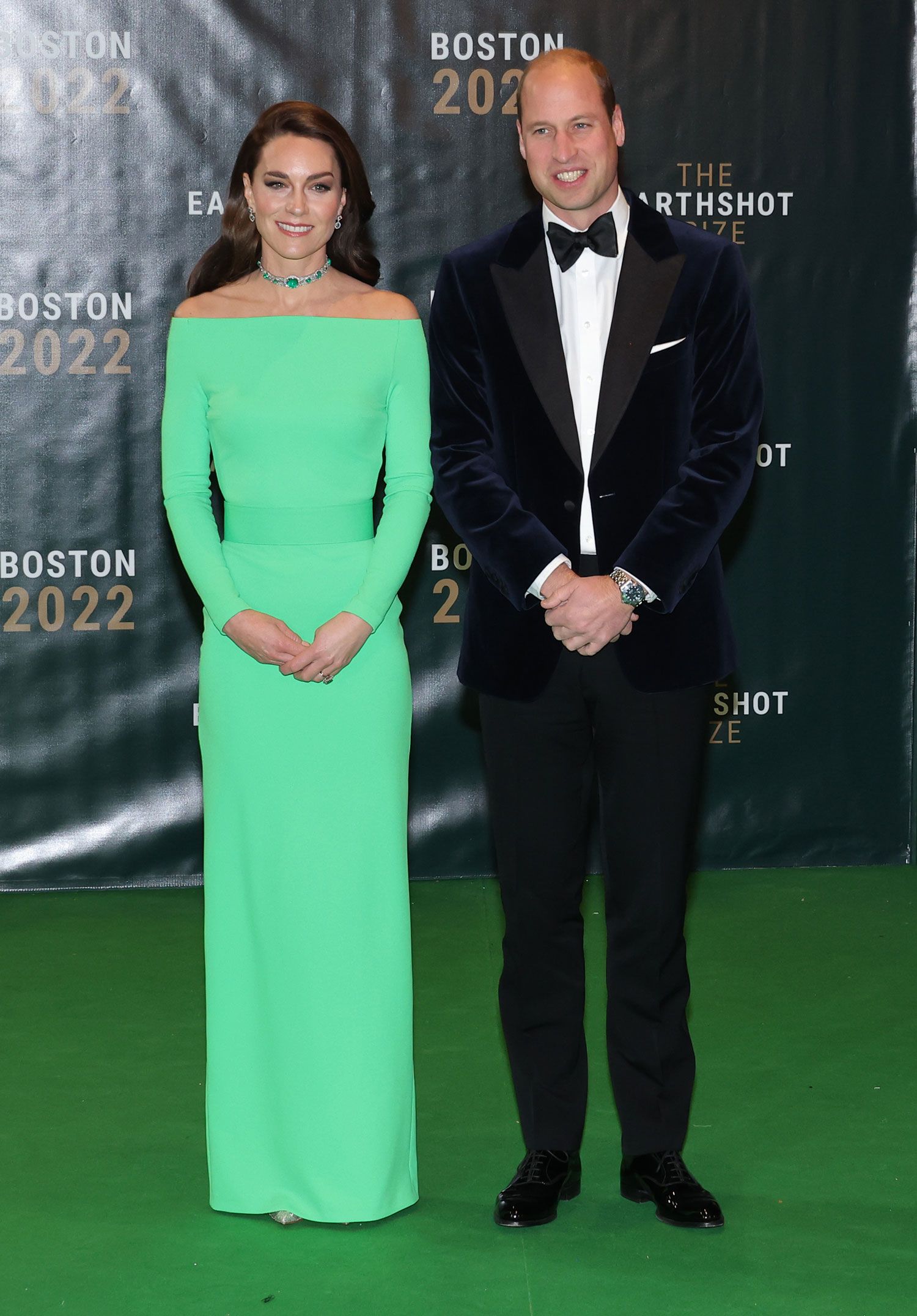 kate middleton emerald necklace on the red carpet