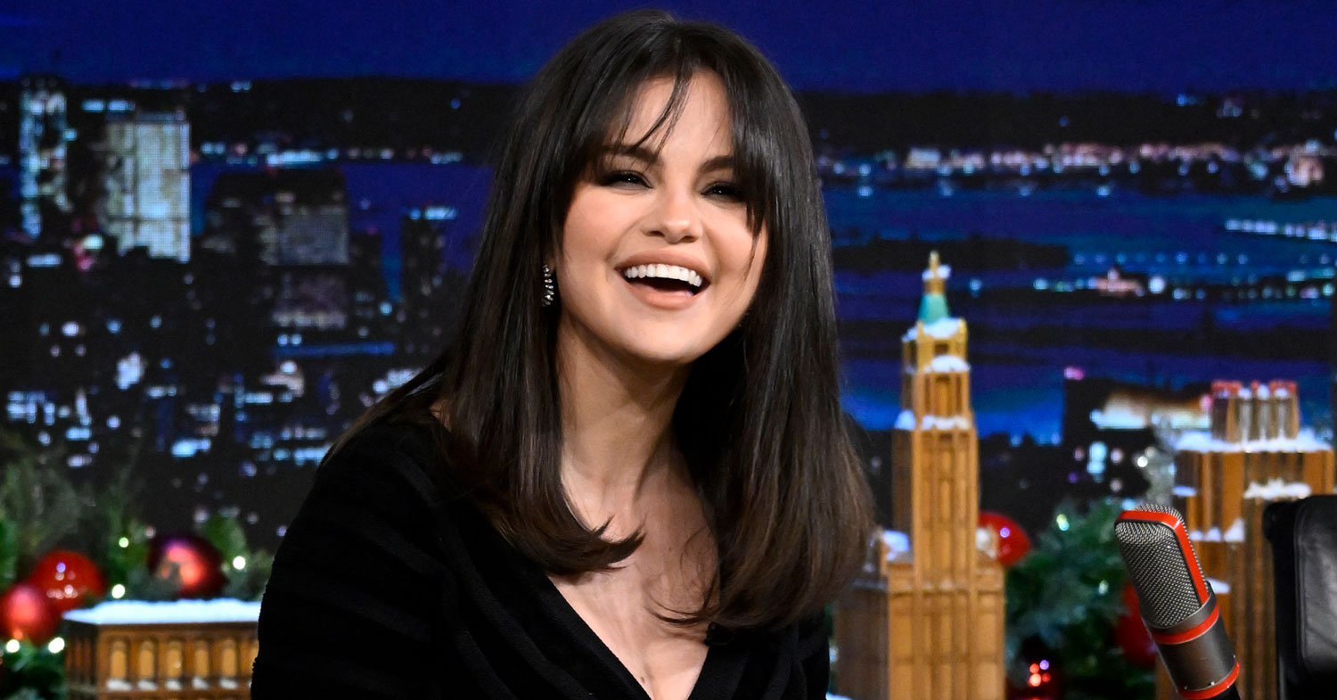 Selena Gomez’s Retrofête Initial Earrings Are Super Gorgeous