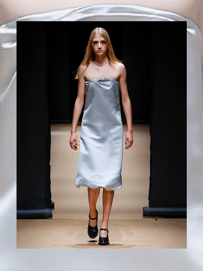 Dress Trends 2023: Minimal tube dresses