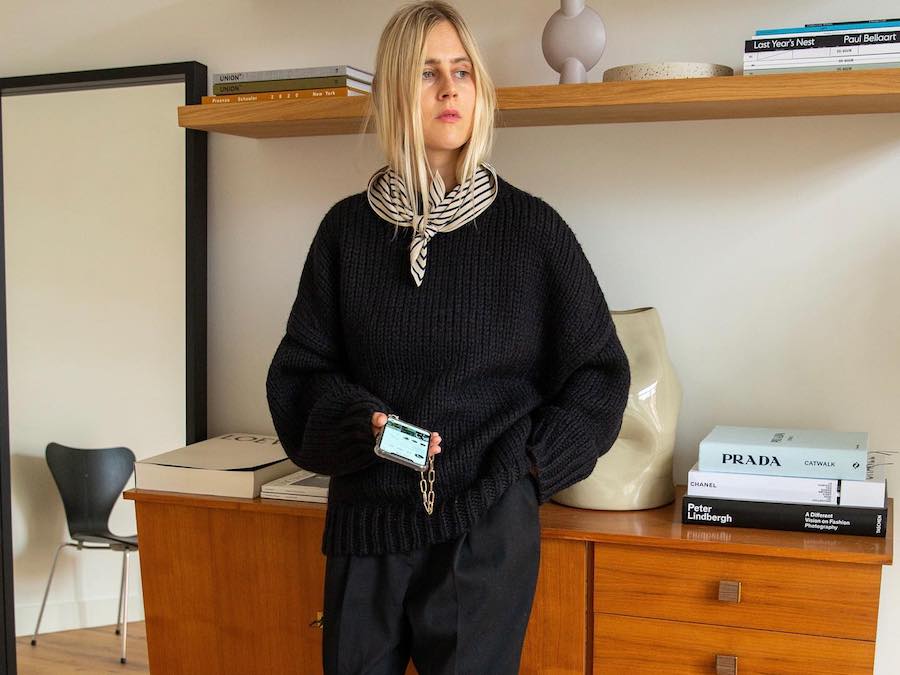 Linda Tol 32  European-Inspired Nordstrom Picks Toteme Scarf Oversized Black Sweater