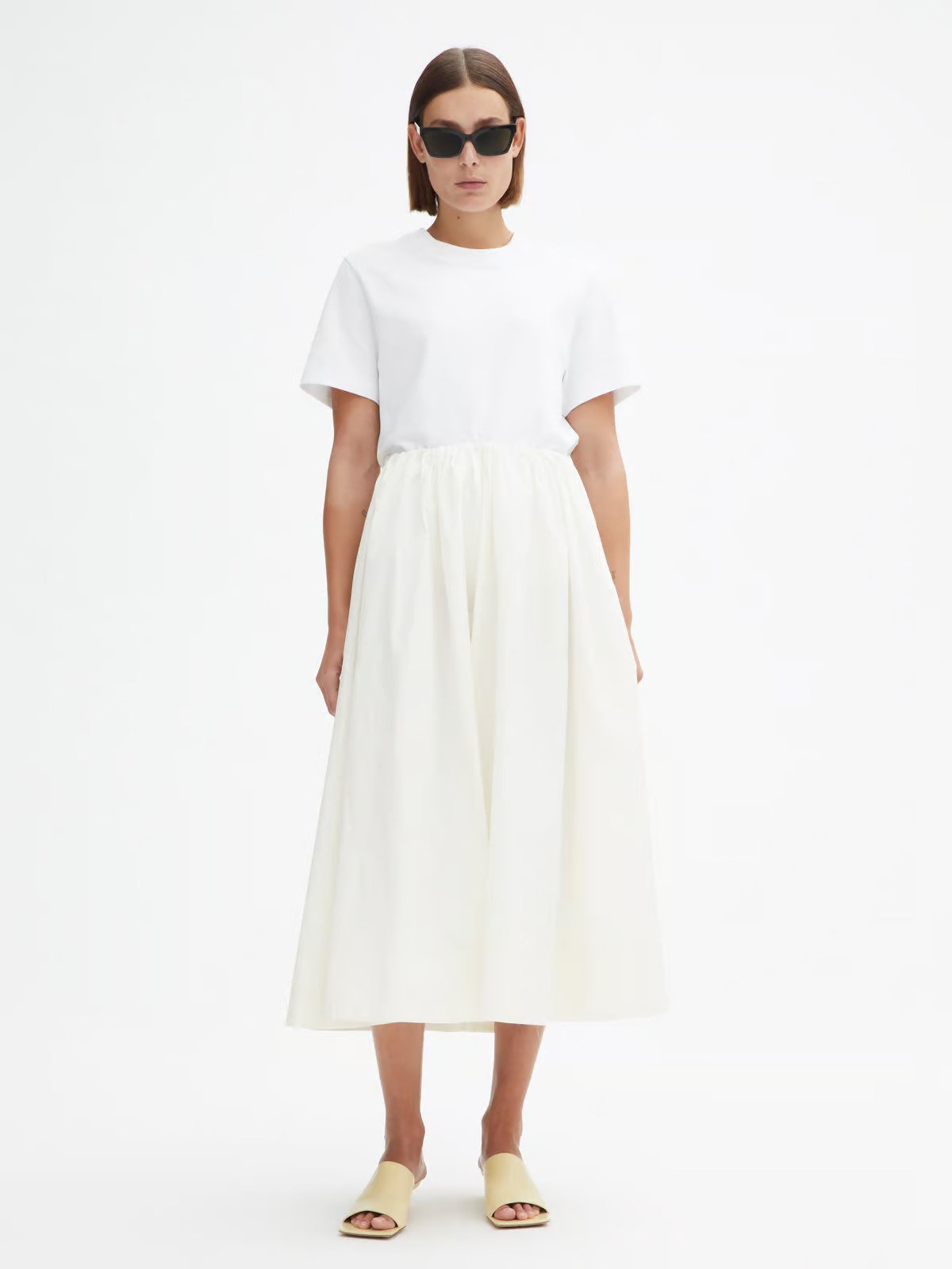 The Best Minimalist Brands Every Pared-Back Dresser Loves | Who What ...