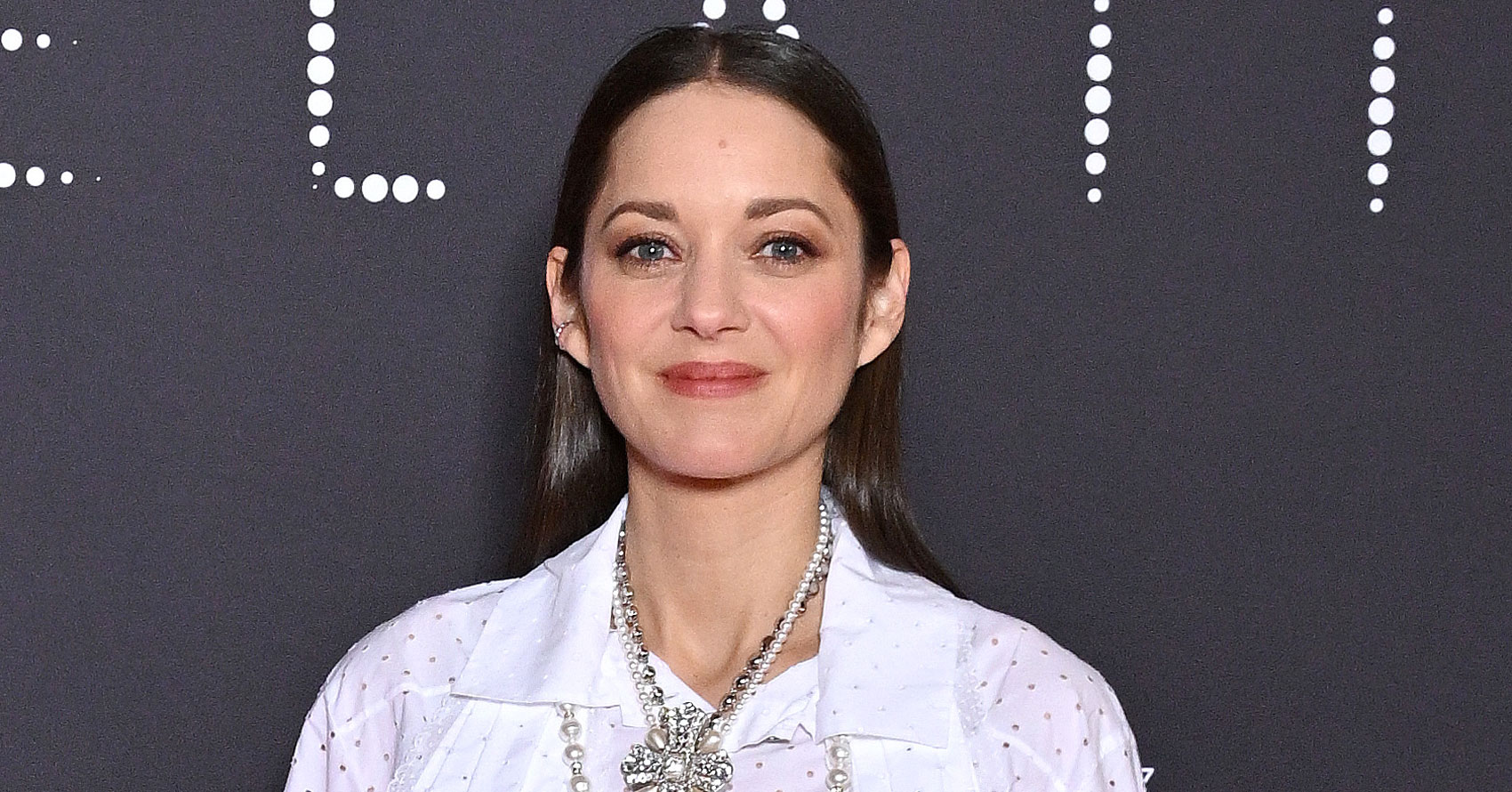 Yep, Marion Cotillard Just Layered Baggy Shorts Over Pants on the Red Carpet