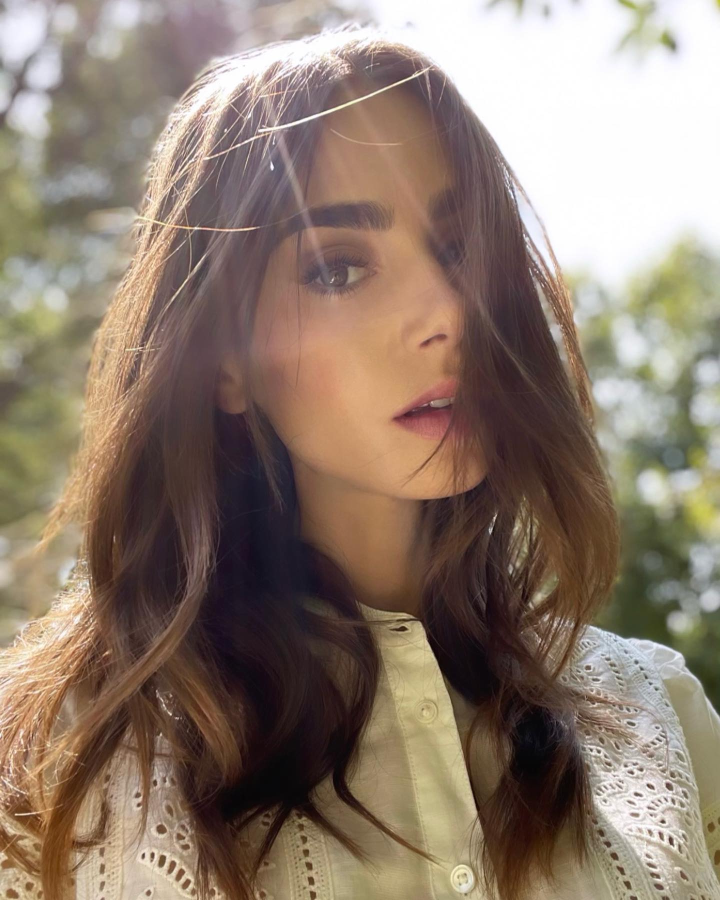 We Asked An Expert—These 5 Eyebrow Trends Will Be Huge in 2023: @LILYJCOLLINS