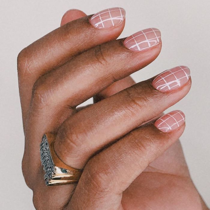 Checkered Nails Are Blowing Up on Instagram - StyleGPS