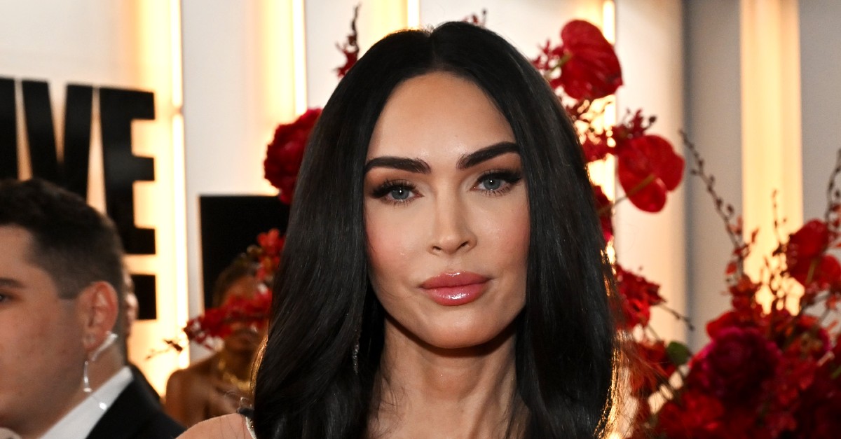 These $12 Lashes Were Megan Fox’s Secret Weapon on the Grammy Awards