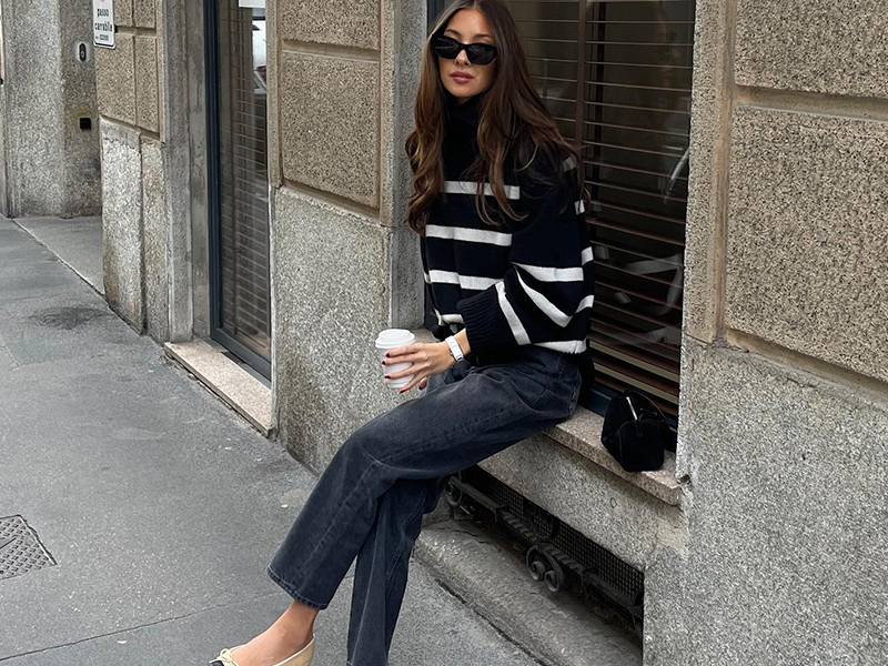 I Think the Chicest Outfits Right Now Feature Jeans and Other Basics—6 to Try