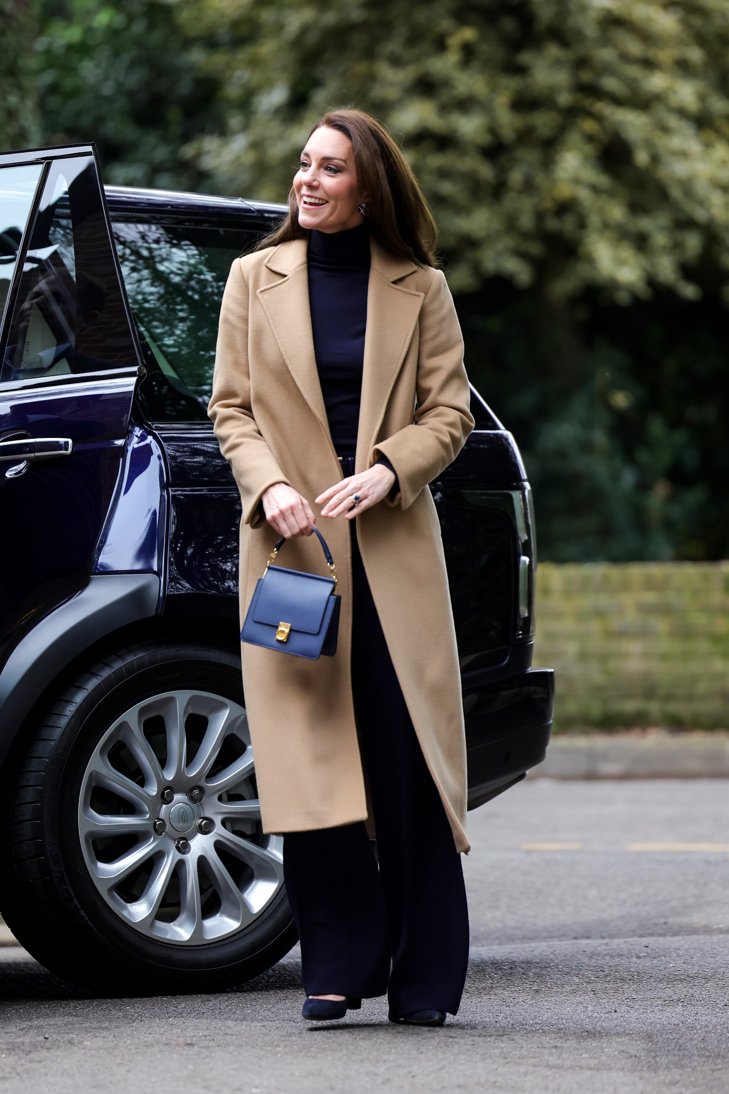 👜 Unveiling Kate Middleton Handbags - Which One Costs The Most? 😮 