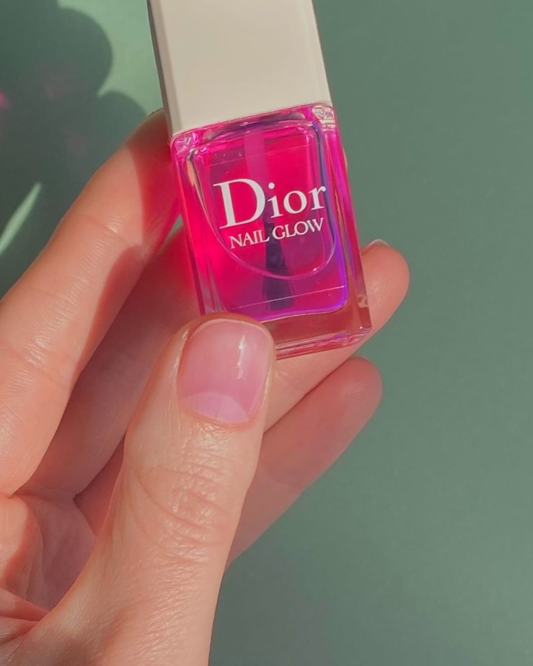 Dior Nail Glow: Blush nails