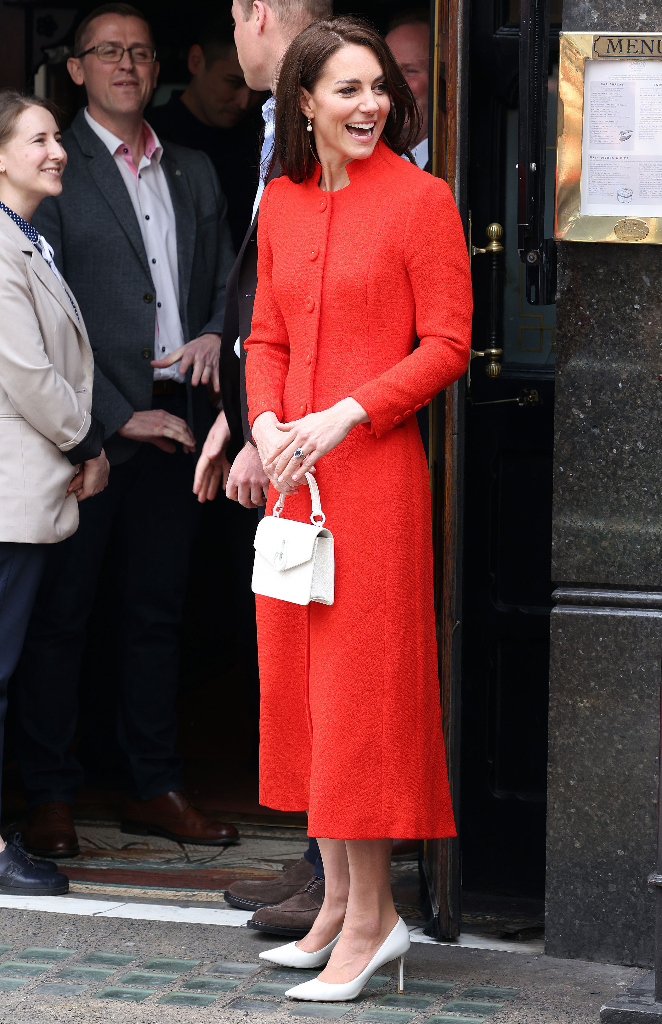 We're in love with Kate Middleton's go-to white Mulberry bag