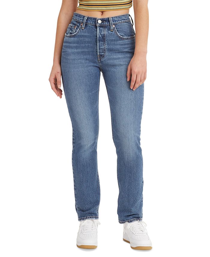 Shop 19 of the Best Levi's Jeans on Sale Now at Macy's | Who What Wear