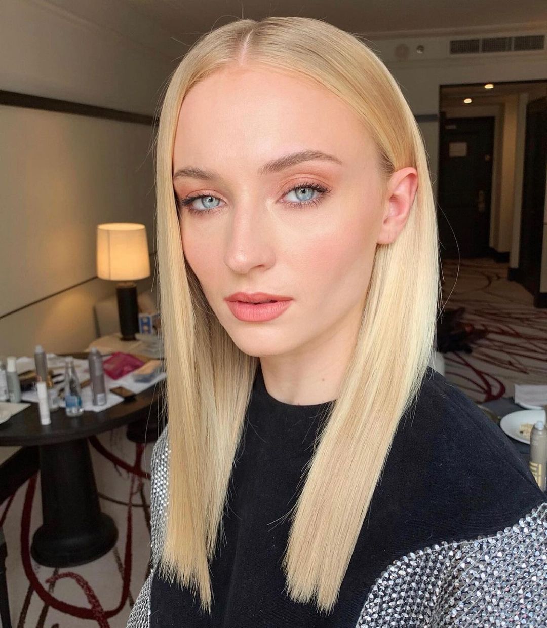 Sophie Turner Took Her New Buttery Blonde Hair on Holiday With the Girls