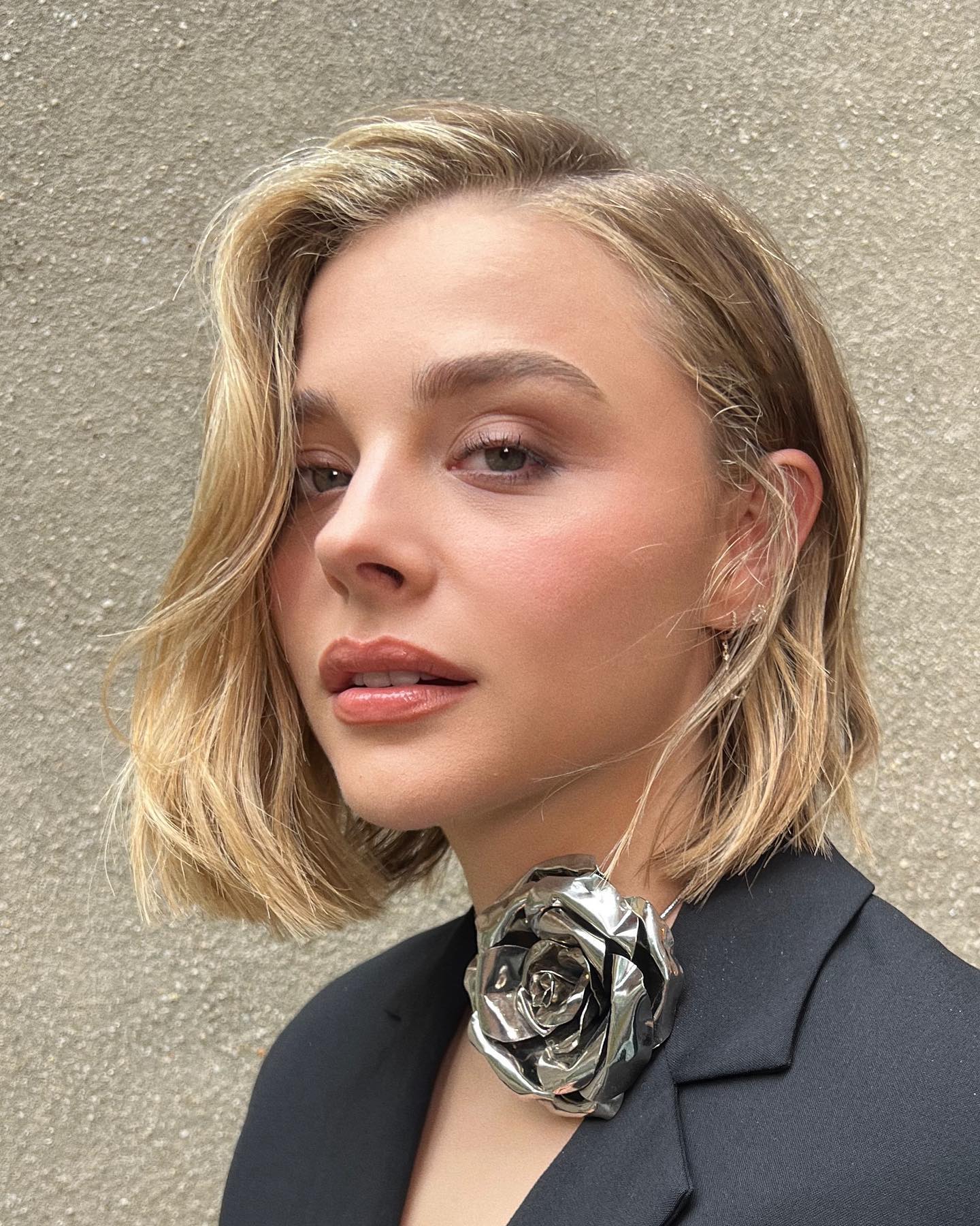 Stacked bob hair trend on wavy hair: @gregoryrussellhair