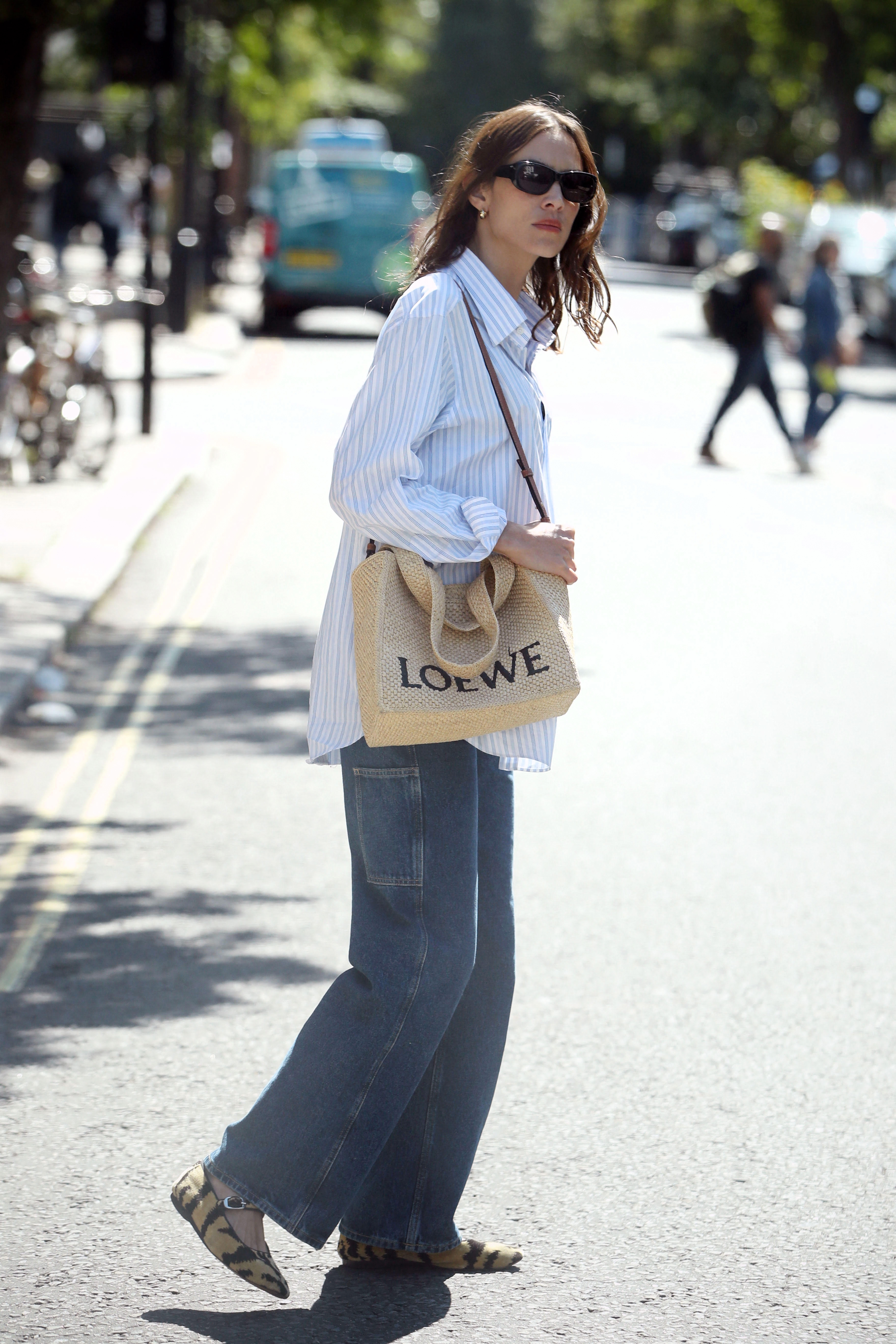 Alexa Chung Keeps Coming Back to the Mary-Jane Shoe Trend | Who What ...
