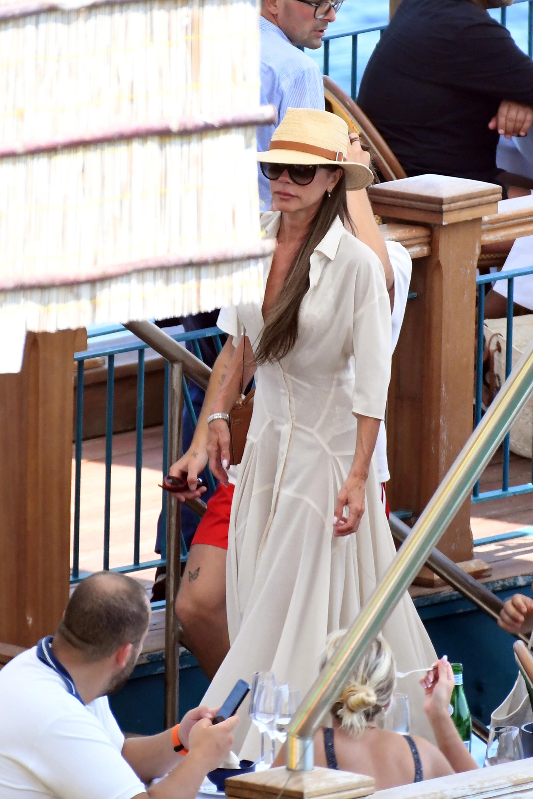 Victoria Beckham Just Styled The Perfect Maxi Dress In Italy | Who What ...