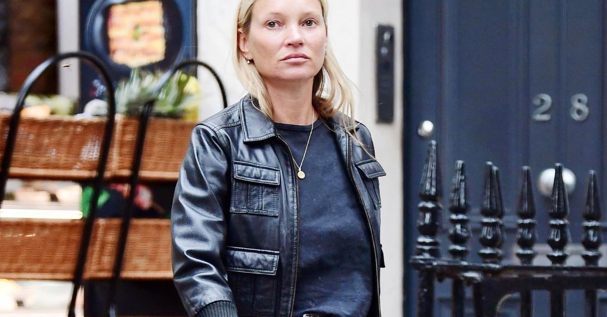 Kate Moss's London Jeans-and-Ballet-Flat Look Is So Chic | Who What Wear UK