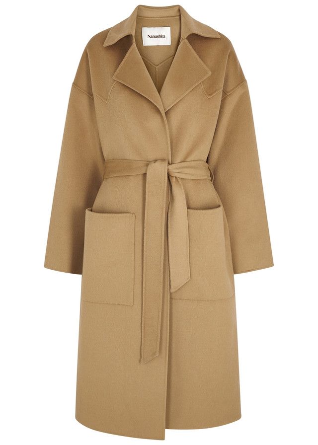 Jennifer Lawrence Just Wore Toteme's Camel It Coat | Who What Wear UK
